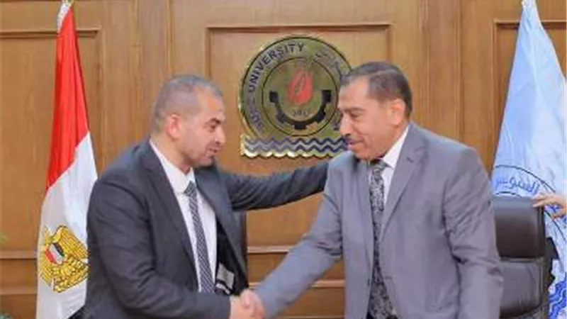 تعاون مشترك بين جامعة السويس والمركز الوطني للتعليم المزدوج
