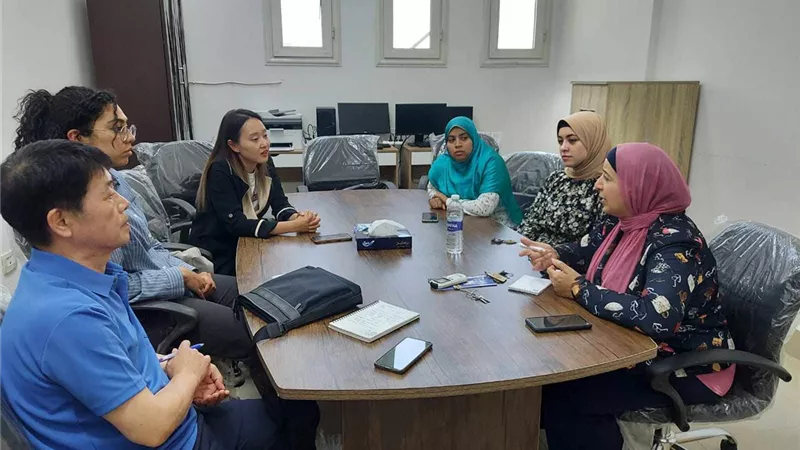 جامعةبني سويف التكنولوجيةتستقبل متطوعين كوريين لتعليم اللغةالكوري