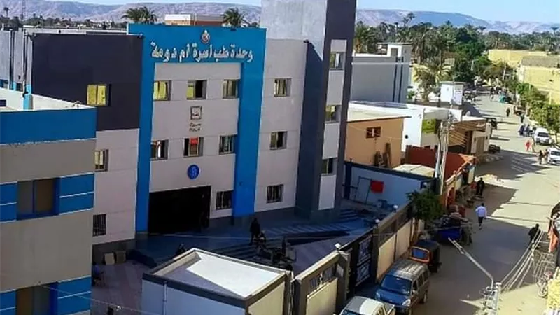 إنشاء وتطوير 222 منشأة طبية بالقرى المستهدفة بسوهاج
