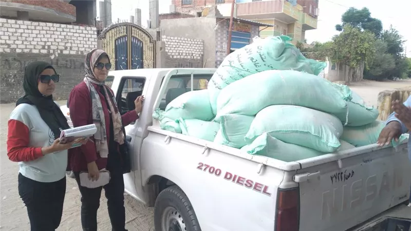 ضبط طن دقيق مدعم قبل ترويجه بالسوق السوداء في الإسماعيلية