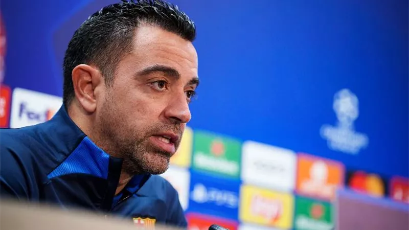 ماذا قال تشافي لجماهير برشلونة قبل مباراة توتنهام؟