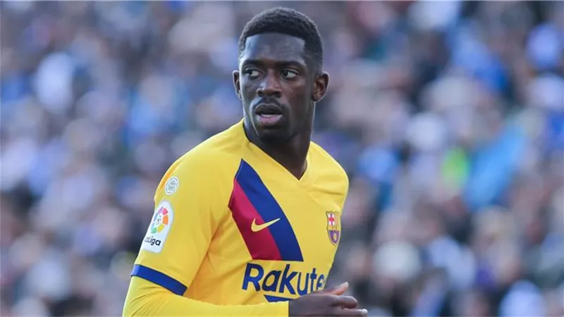 نجم برشلونة يقترب بقوة من الانضمام للعملاق الباريسي
