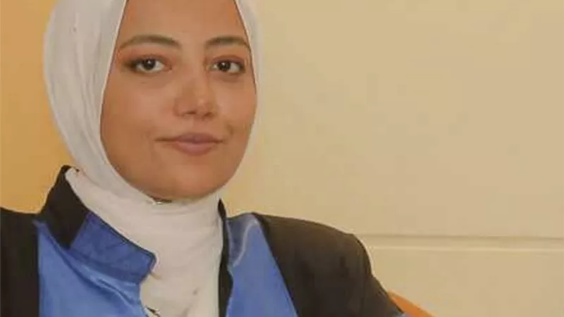 رسالة دكتوراه تشيد بالتحول الرقمى فى المطارات المصرية ومصر للطيران