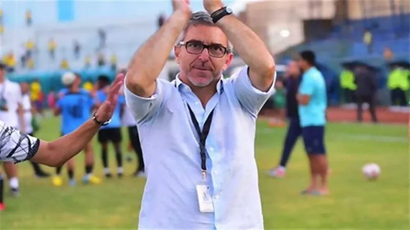 فيديو.. بابا فاسيليو: الأهلي يستطيع المنافسة في أي دوري في العالم