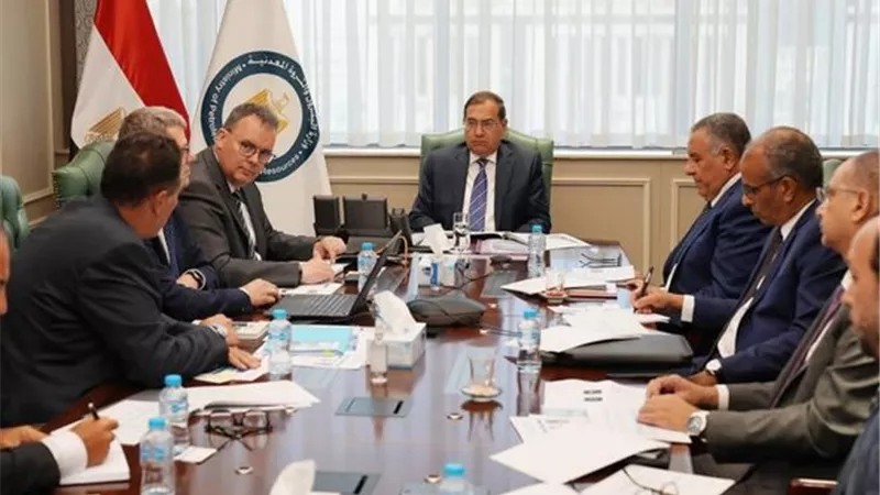 الملا: نولي تطوير قطاع التعدين أهمية لتنفيذ اشتراطات التعدين الأخضر