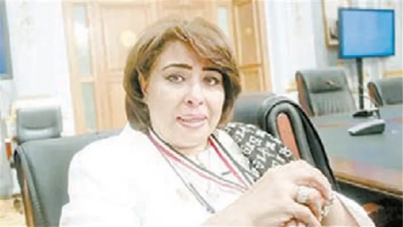 غادة عجمي: وزير الهجرة تعهدت بإنهاء كل مشاكل المصريين بالخارج