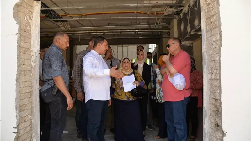محافظ أسيوط يتفقد أعمال إنشاء الوحدة الصحية بقرية العفادرة