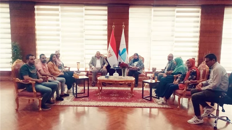 رئيس جامعة كفر الشيخ يستقبل وفد الجهاز المركزي للتنظيم والإدارة