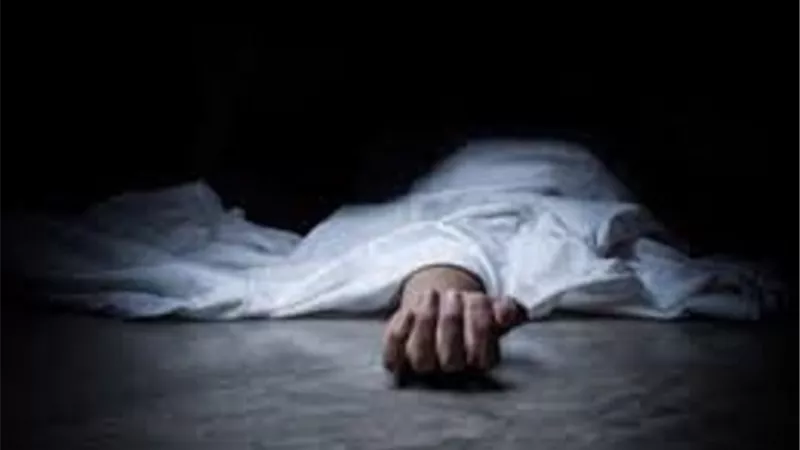 تخنق زوجها أثناء نومه لإكتشافه علاقتها الغير مشروعه