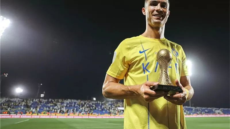 رونالدو أفضل لاعب في مباراة النصر والشرطة بالبطولة العربية