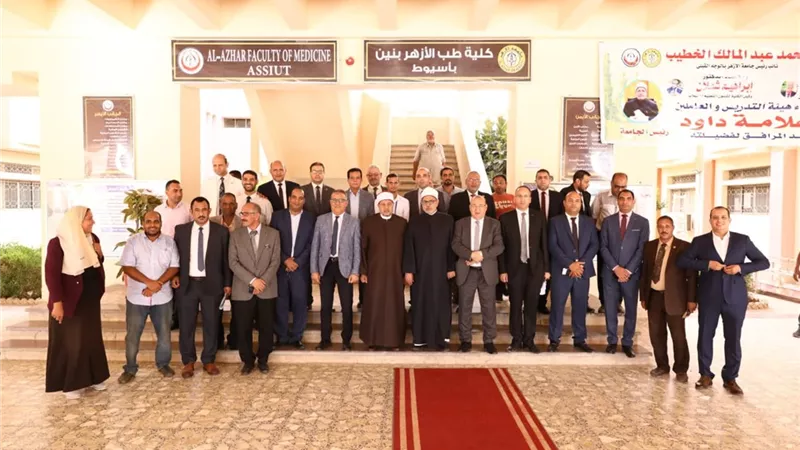 رئيس جامعة الأزهر يقيم لقاءً مفتوحًا مع أعضاء هيئة التدريس