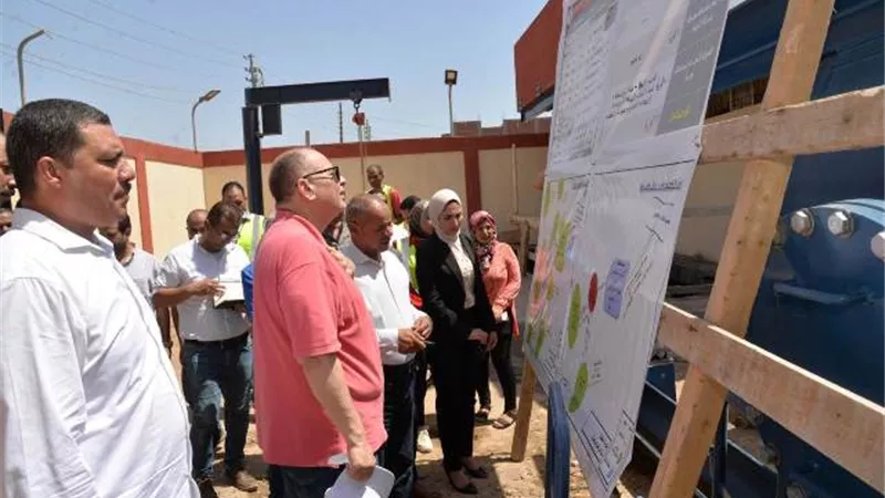 محافظ أسيوط يتفقد محطة رفع صرف صحي العفادرة