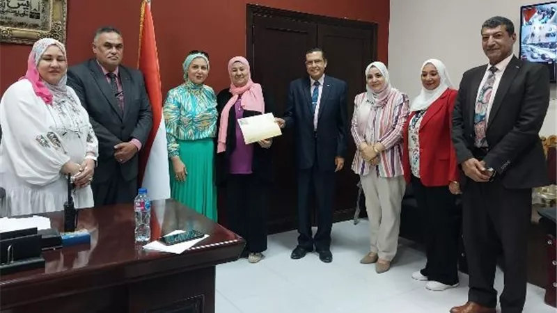 أسباب زيارة قيادات التعليم لمدارس بدر والشروق حدائق العاصمة.. صور