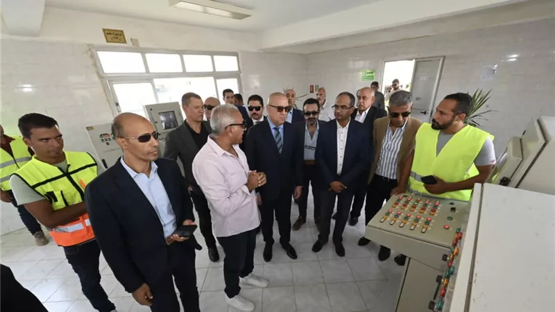 وزير الإسكان يتفقد محطة تنقية مياه الشرب بمدينة القاهرة الجديدة