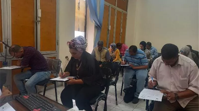 محافظ أسيوط:اختبارات للمتقدمين للدورات التدريبية بمركز بسقارة