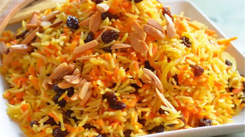 تعرفي على الطريقة الأصلية لعمل الأرز المندي بأبسط مكونات