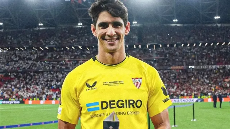 ياسين بونو يقترب من الانضمام لـ ريال مدريد