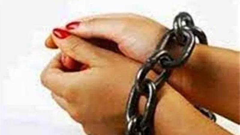 حبس زوجة قتلت زوجها خنقًا بالشرقية
