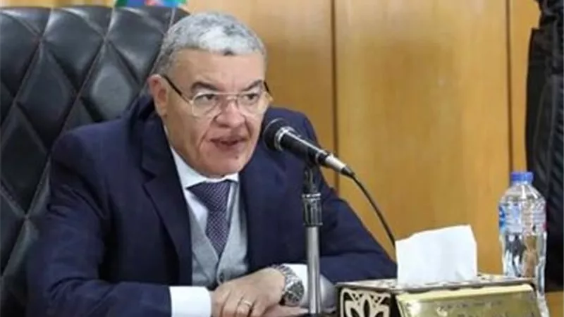 بدء أعمال رصف طريق دماريس بمدينة المنيا