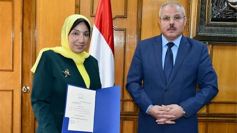 هيام لطفى مديراً عاماً لمكتب رئيس جامعة قناة السويس