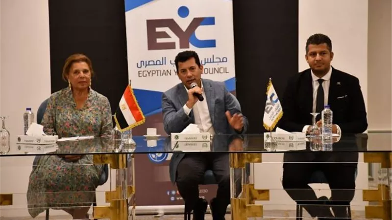 صبحى يشهد جلسة نقاشية حول تعزيز مشاركة شباب الفلاحين بالشأن العام