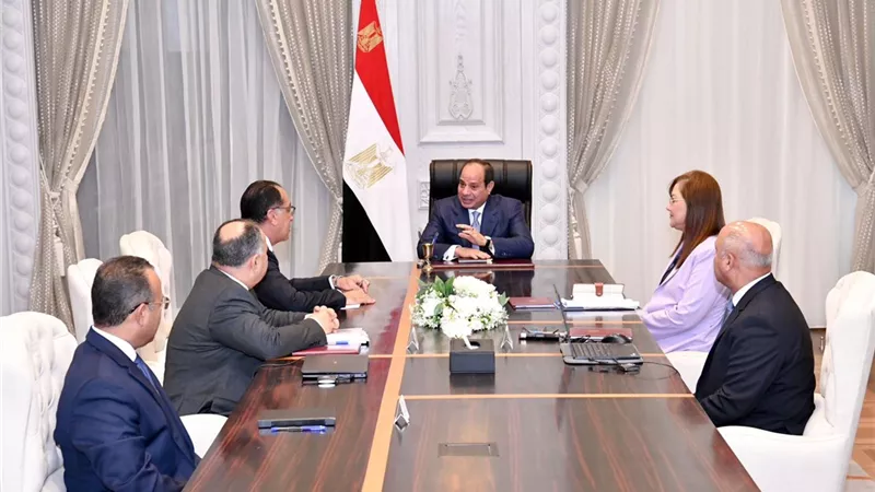 الرئيس يوجه بتعزيز الخطوات الشاملة للدولة فى اتجاه توطين الصناعة وتعميق التصنيع المحلي