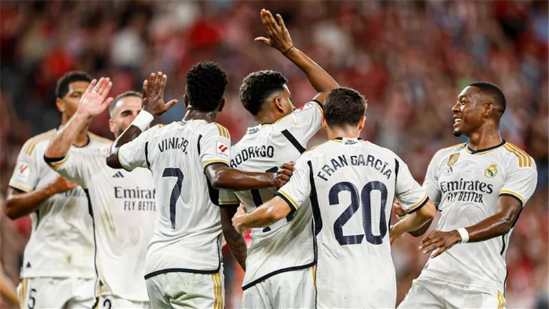 ريال مدريد يفوز علي بلباو في أولي مبارياته بالدوري الإسباني