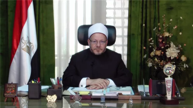 قرار جمهوري بالمد لمفتي الجمهورية في منصبه عاما جديدا