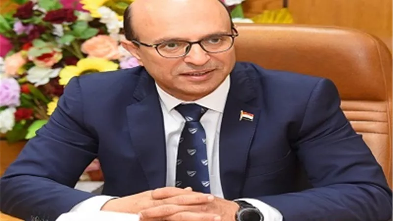كل ما تريد معرفته عن أقسام كلية الطب البشري بجامعة أسيوط