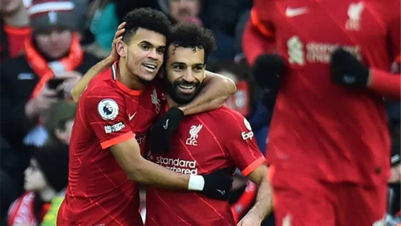 بصناعة صلاح.. دياز يفتتح التسجيل لليفربول أمام تشيلسي