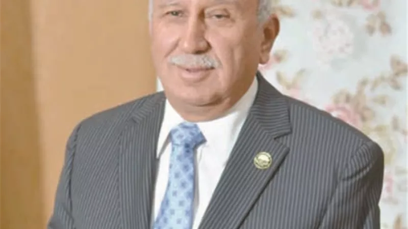 عثمان: مد وقف العمل بقانون ضريبة الأطيان يخفف الأعباء عن الفلاح