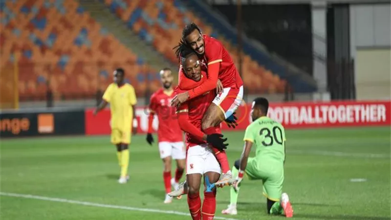 بعد التعاقد مع عمرو وردة.. مهاجم الأهلي مطلوب في الرجاء المغربي