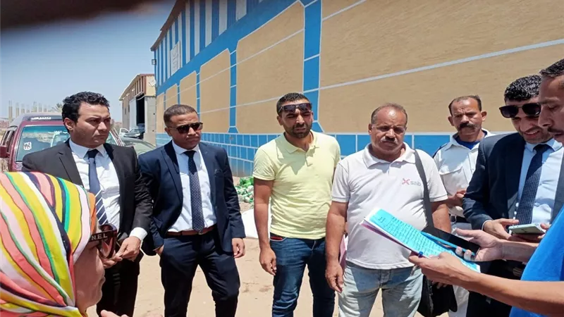 النيابة الإدارية تُعاين موقع حريق مخزن المواد الغذائية بـ سرياقوس