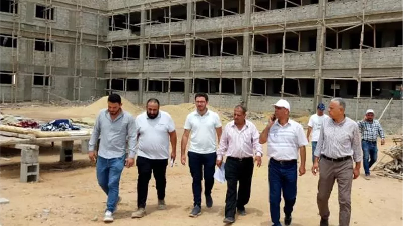 رئيس جهاز مدينة بدر يكشف عن أهم مشروعات التعليم فى المدينة.. صور