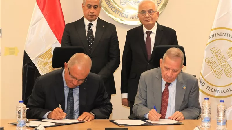 5 مدارس للتكنولوجيا التطبيقية بالتعاون بين وزارتي التعليم والعمل