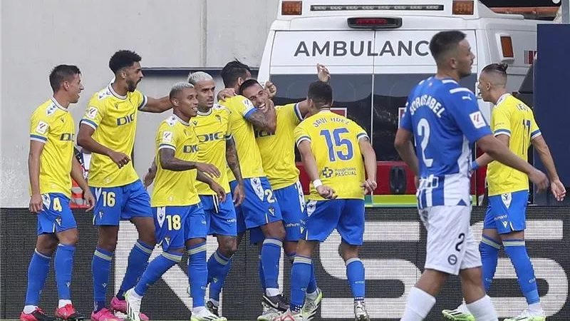 قادش يهزم ألافيس بهدف فى الدورى الإسبانى