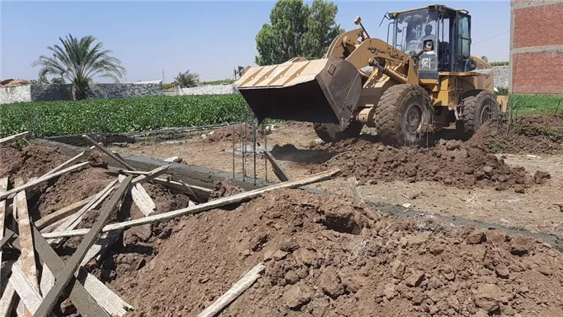 محافظ أسيوط: إزالة 9 حالات تعدى علي أراضي الدولة بأبنوب والقوصية