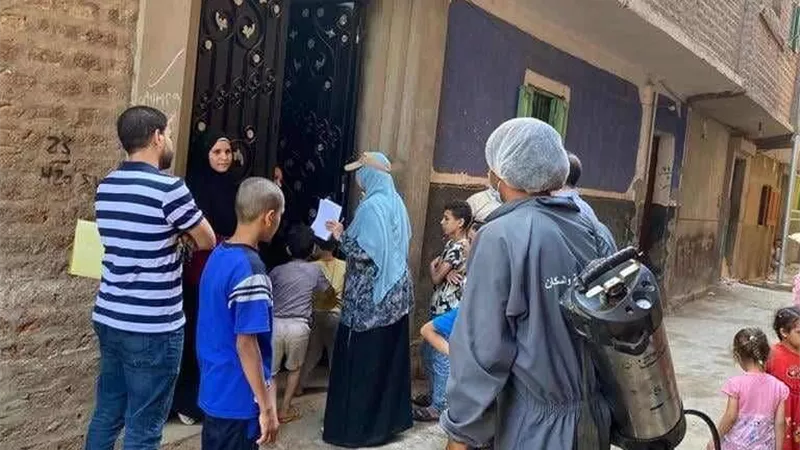 حملات مكثفة لمكافحة ناقلات ومسببات الأمراض المتوطنة فى المنيا
