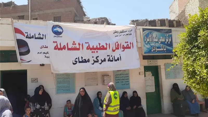 الكشف علي ١٢٧ حالة في قافلة 