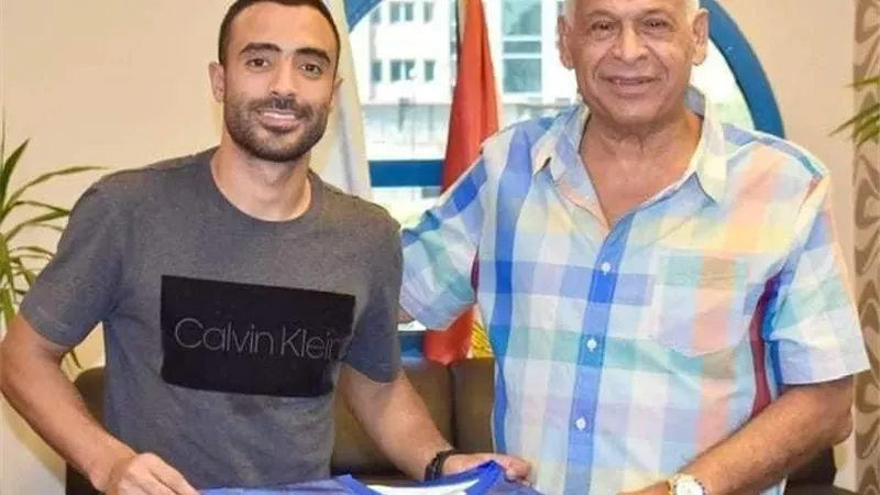 علي رأٍسهم لاعب الأهلي..سموحة يعلن صفقاته إستعداداً للموسم الجديد