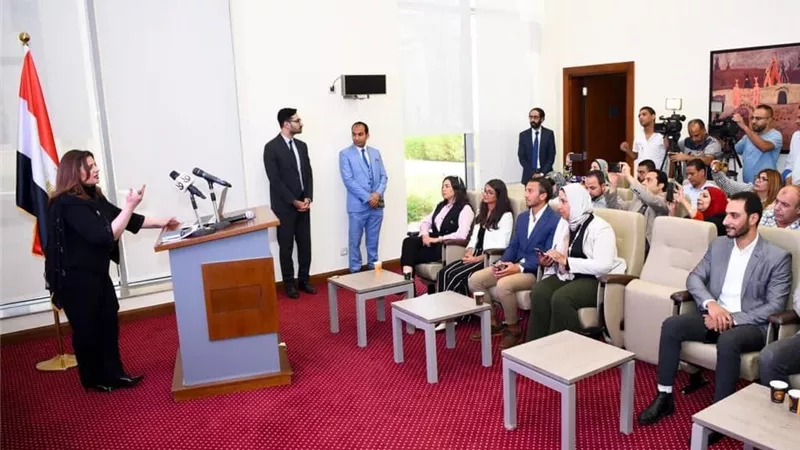 منها تيسيرات جمركية على سيارات المصريين بالخارج..انجازات الهجرة