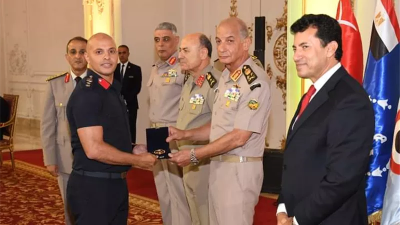 وزير الدفاع يكرم أبطال القوات المسلحة والفروسية والإتحاد المصرى للإعاقات الذهنية المحققين لإنجازات رياضية