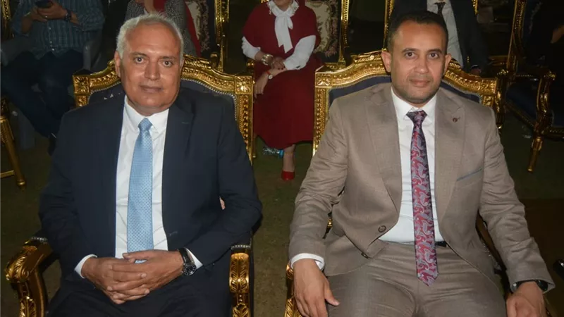 رئيس جهاز مدينة دمياط الجديدة يشهد حفل تخرج كلية الهندسة