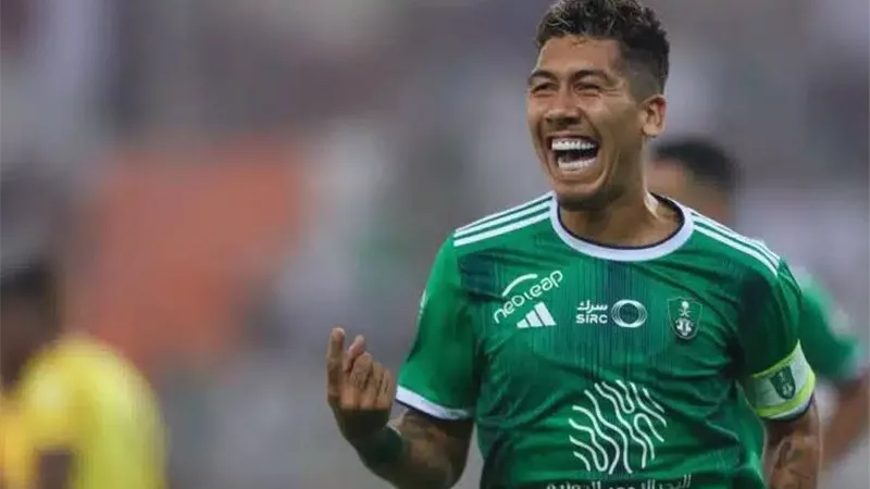 أهلي جدة يعلن غياب فيرمينيو عن مباراة الخليج - تفاصيل