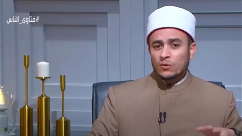 أمين الفتوى: لا يجوز الجلوس فى الصلاة المفروضة إلا بعذر