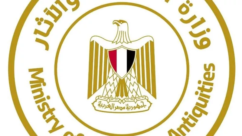 وزير السياحة يعقد اجتماعاً موسعاً لبحث استعدادات الموسم السياحي الشتوي المقبل