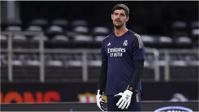 بعد تعرضه للاصابة بالرباط الصليبى.. ريال مدريد يُعلن نجاح جراحة كورتوا