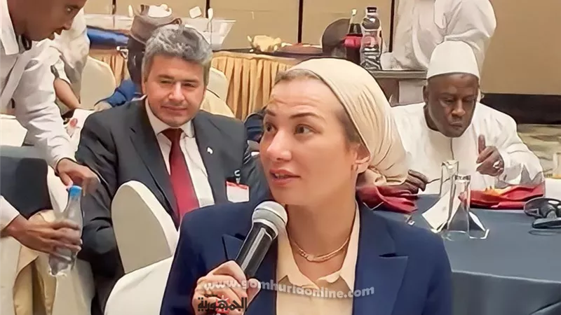 وزيرة البيئة تشارك فى الجلسة الوزارية الخاصة 