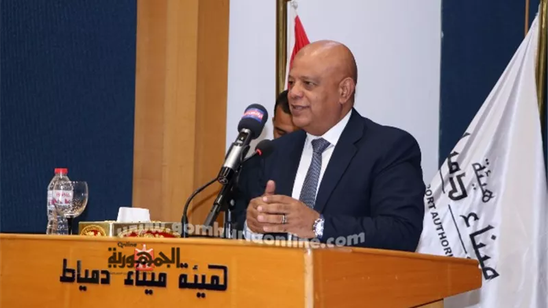 ميناء دمياط يستقبل ٦٣ ألف طن قمح من روسيا