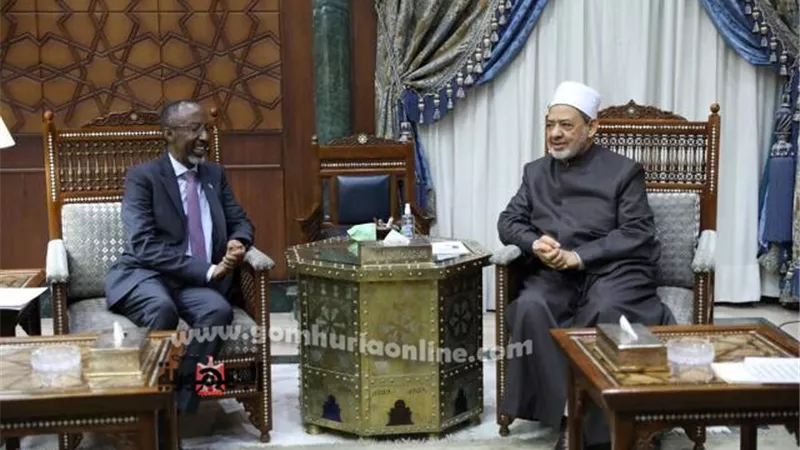 شيخ الأزهر يستقبل وزير التربية والتعليم الصومالي لبحث سبل التعاون